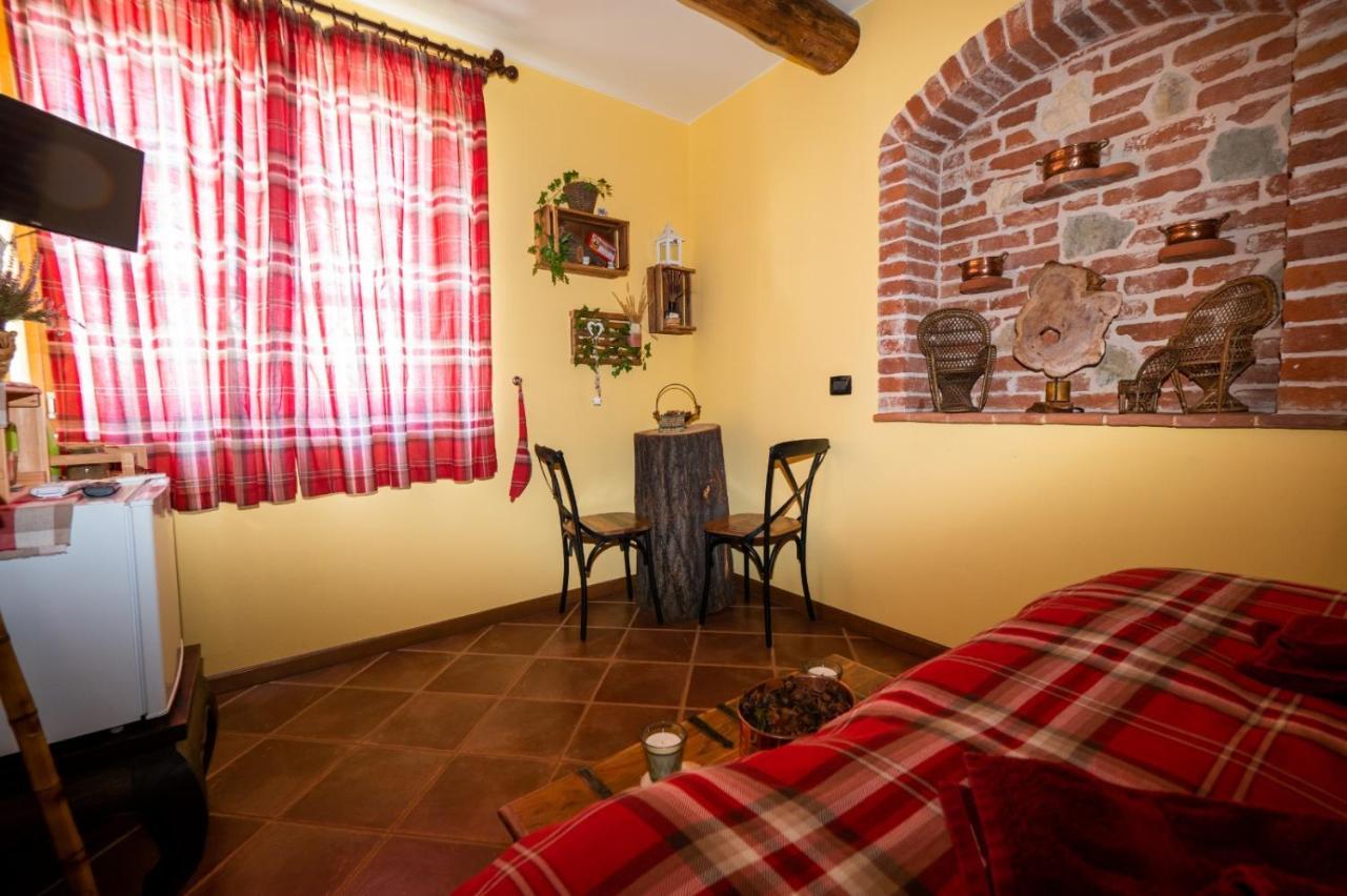 B&B Naturin - Cascina Colombaro Lauriano Bagian luar foto